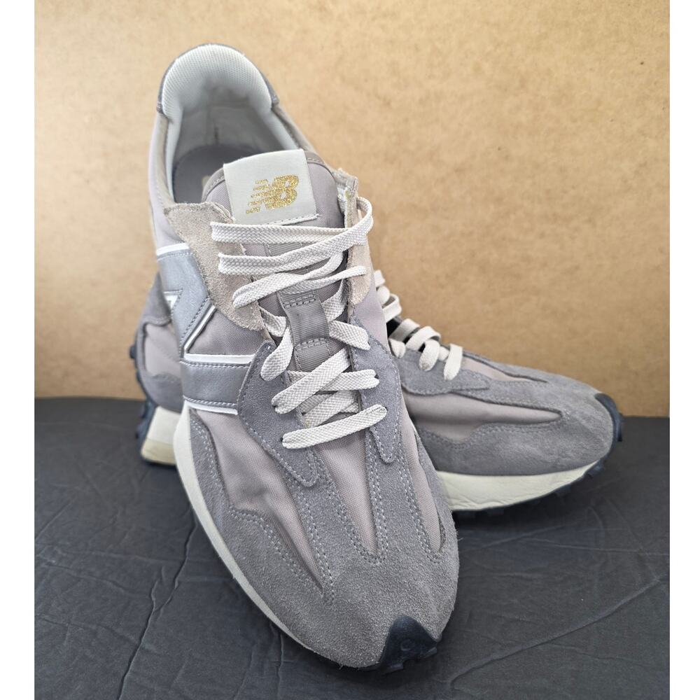 New Balance 327 (MS327gdy) sneakers in a grey and neutral color Men's Size 11.5